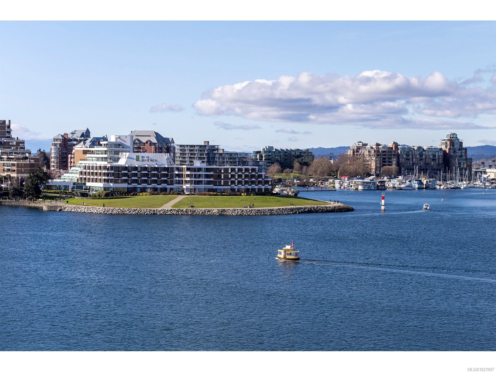 606-1234 Wharf St, Victoria, BC - Outdoor With Body Of Water With View