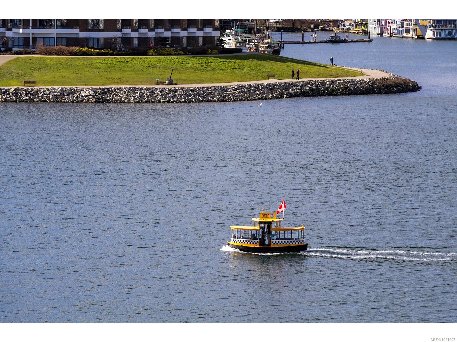 606-1234 Wharf St, Victoria, BC - Outdoor With Body Of Water