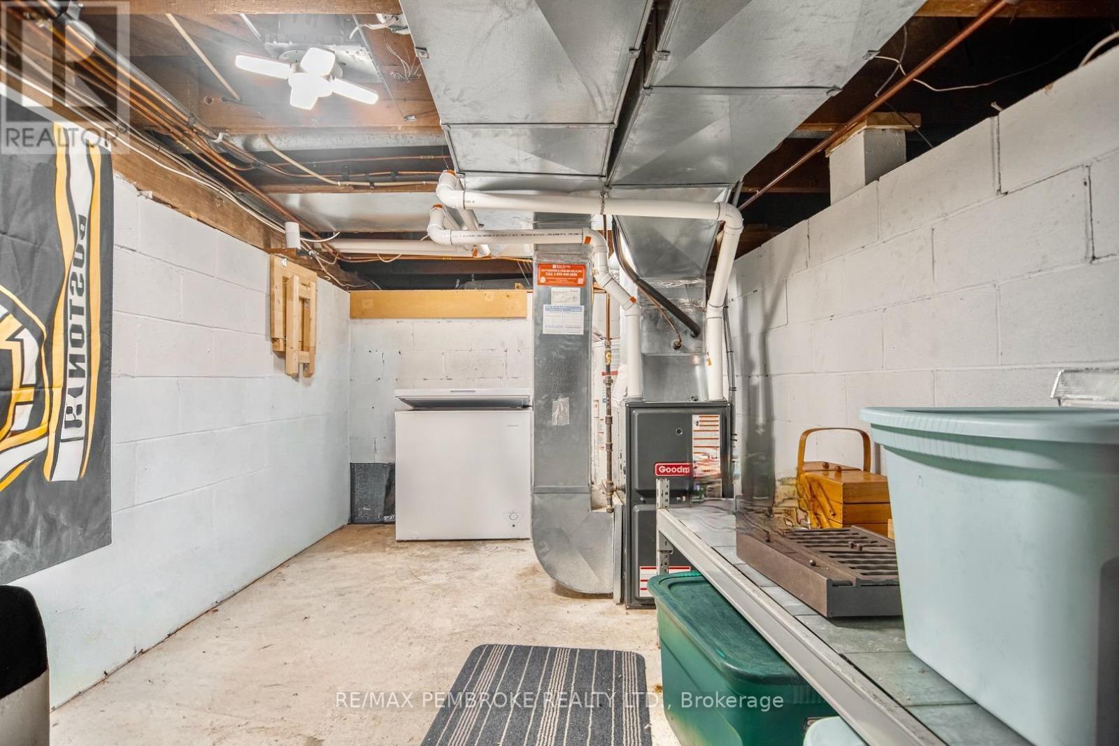 61 Doran Road, Petawawa, ON - Indoor Photo Showing Basement