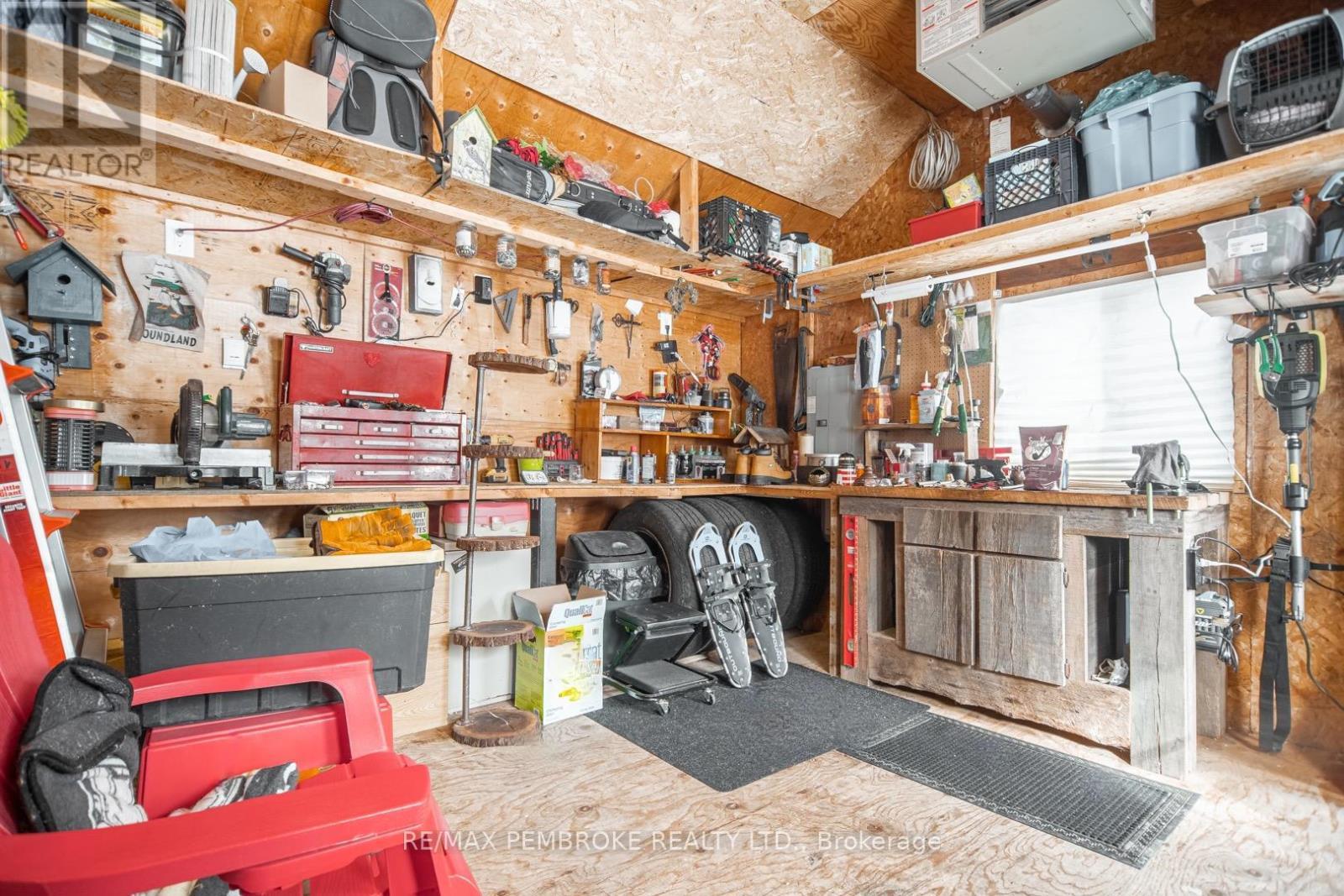 Workshop - 61 Doran Road, Petawawa, ON - Indoor