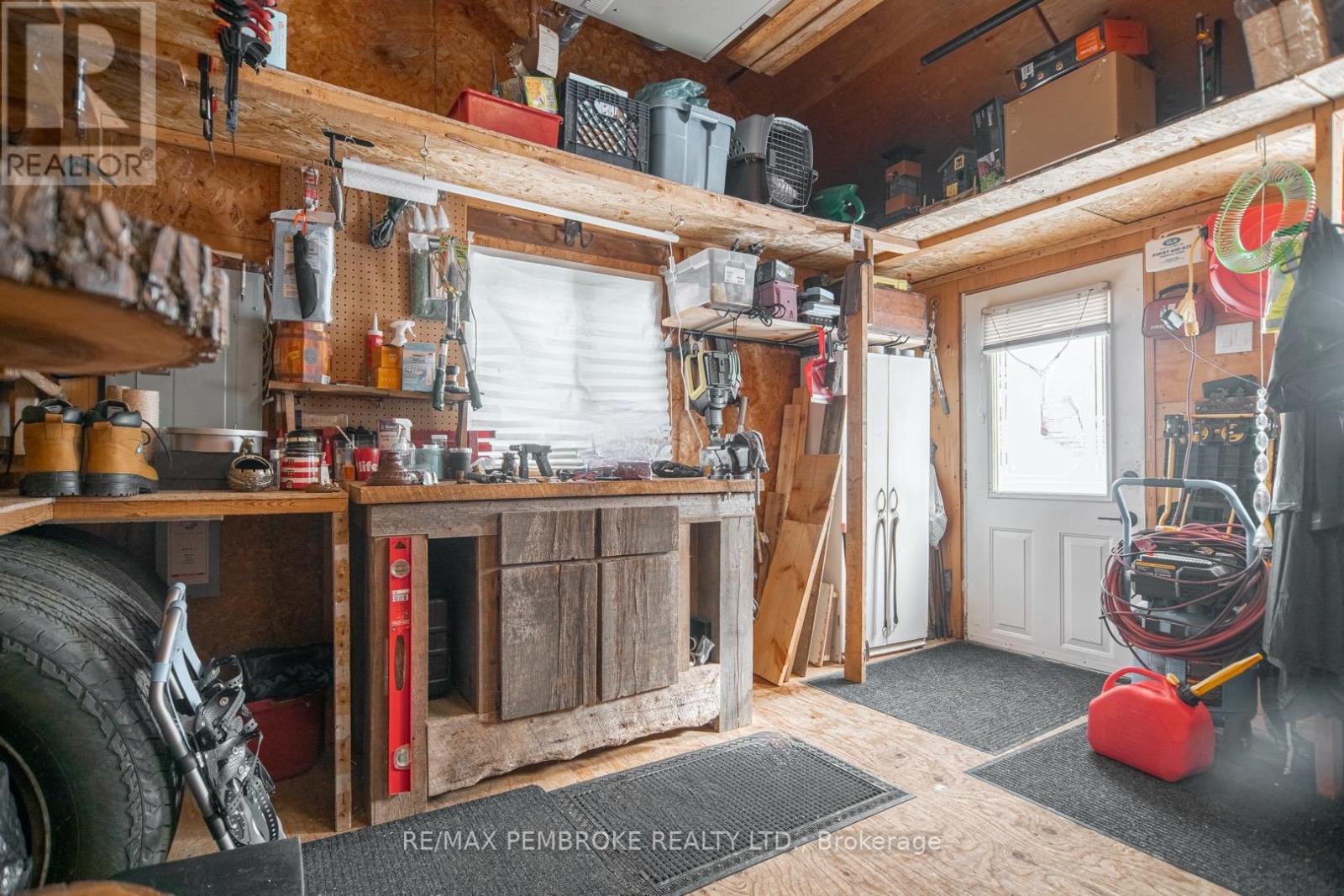 Workshop - 61 Doran Road, Petawawa, ON - Indoor