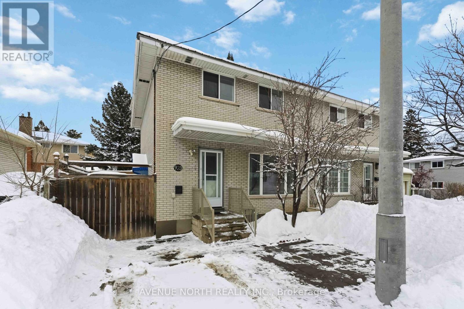 923 Pinecrest Road, Ottawa, ON - Outdoor