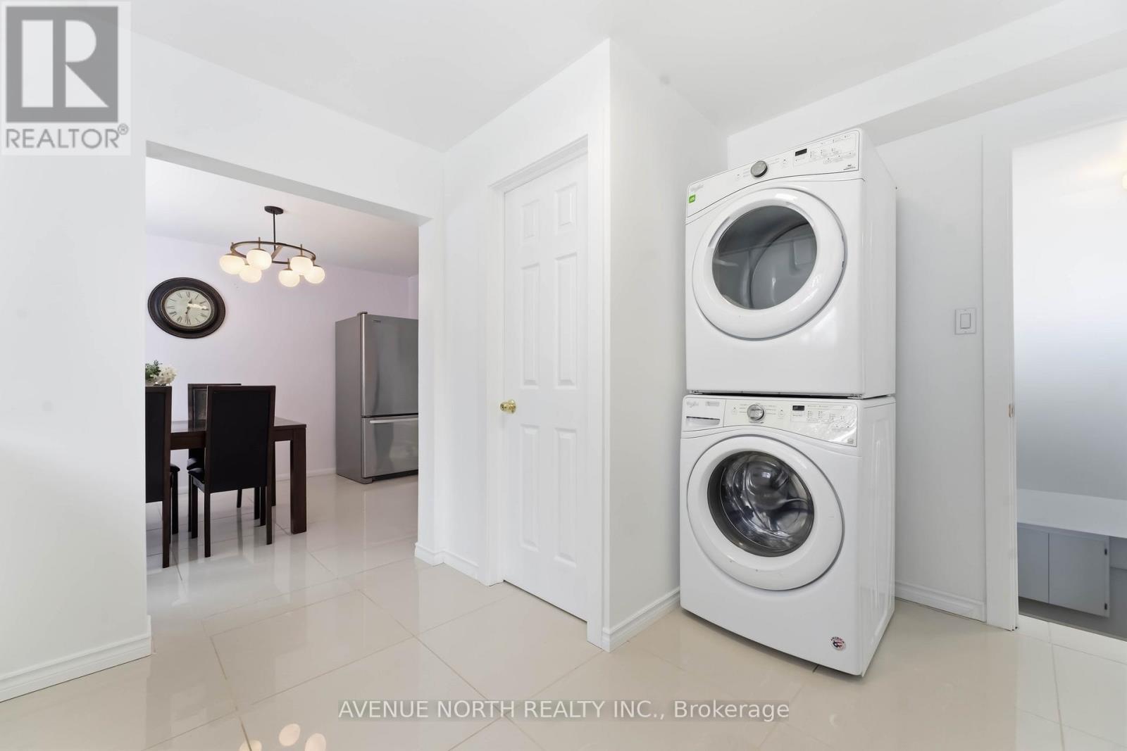 923 Pinecrest Road, Ottawa, ON - Indoor Photo Showing Laundry Room