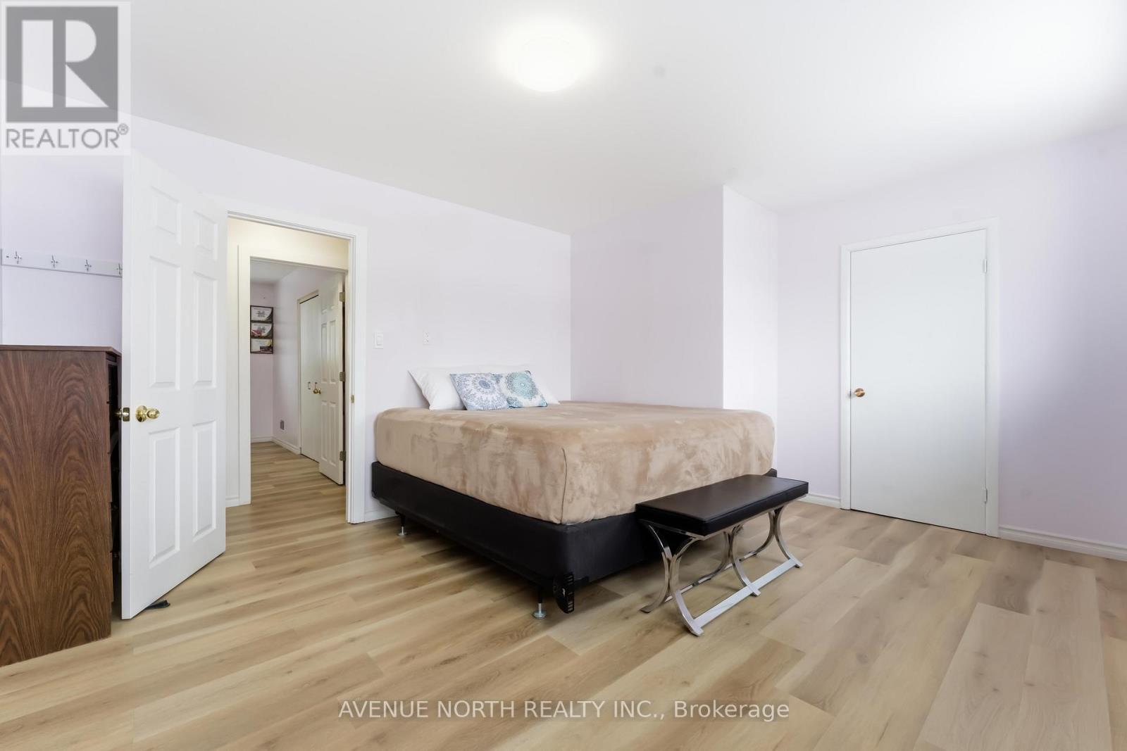 923 Pinecrest Road, Ottawa, ON - Indoor Photo Showing Bedroom