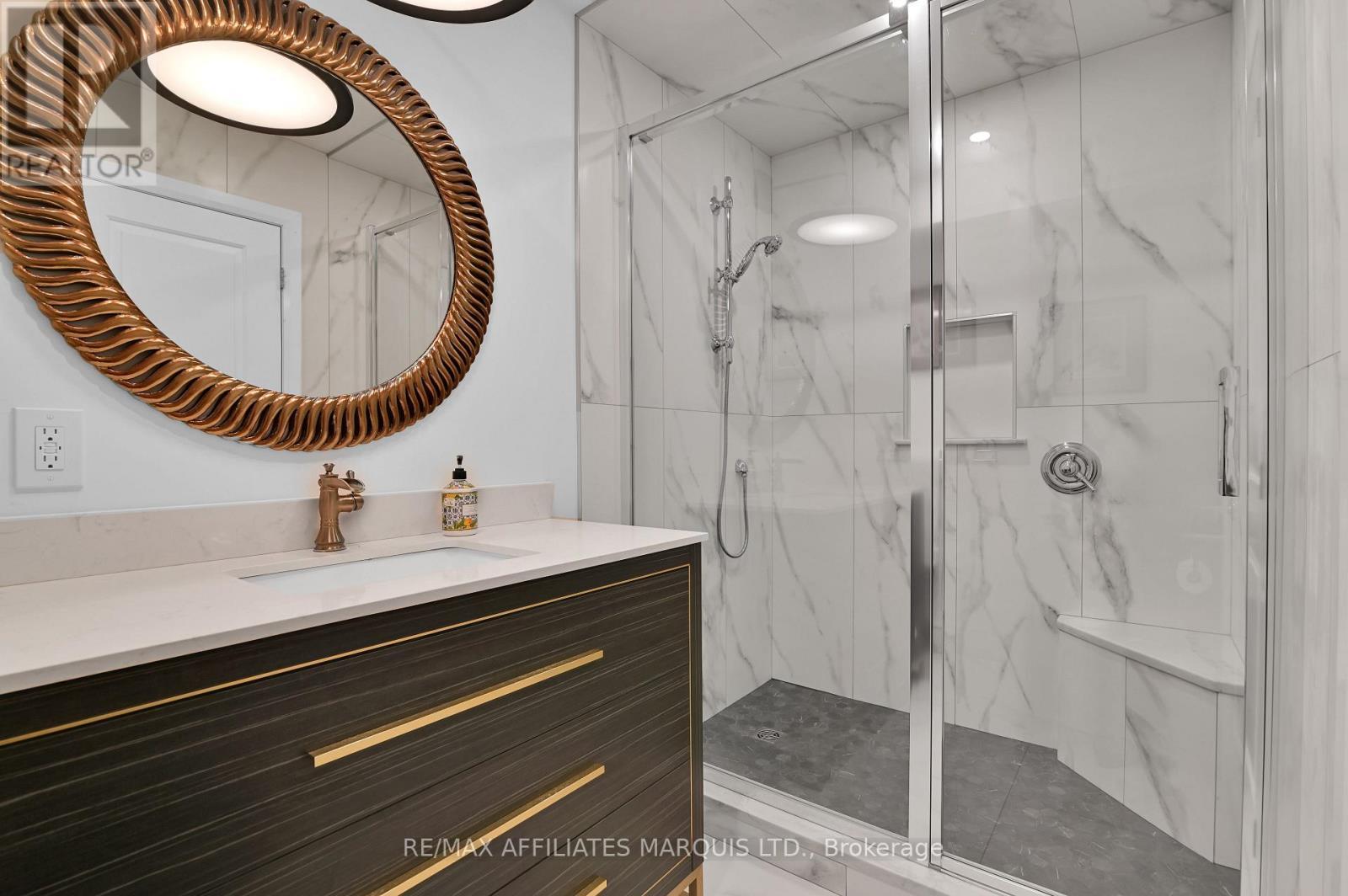 20214 County Rd 2 Road, South Glengarry, ON - Indoor Photo Showing Bathroom