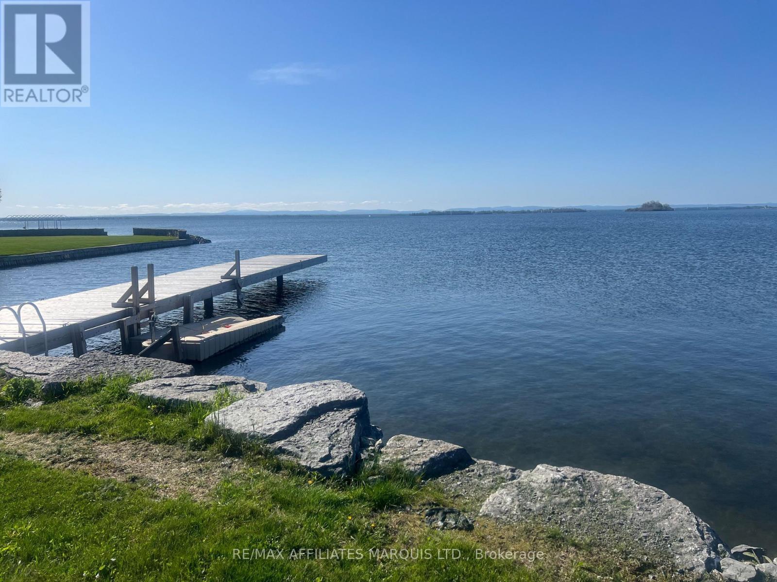 20214 County Rd 2 Road, South Glengarry, ON - Outdoor With Body Of Water With View