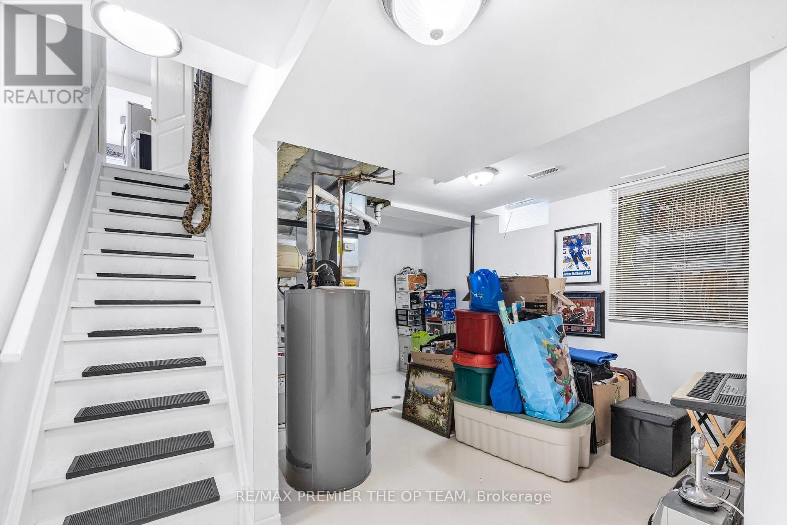 223 Landsbridge Street, Caledon, ON - Indoor Photo Showing Other Room