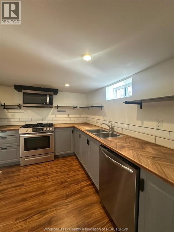 4132 Mount Royal Unit# Lower, Windsor, ON - Indoor Photo Showing Kitchen With Double Sink