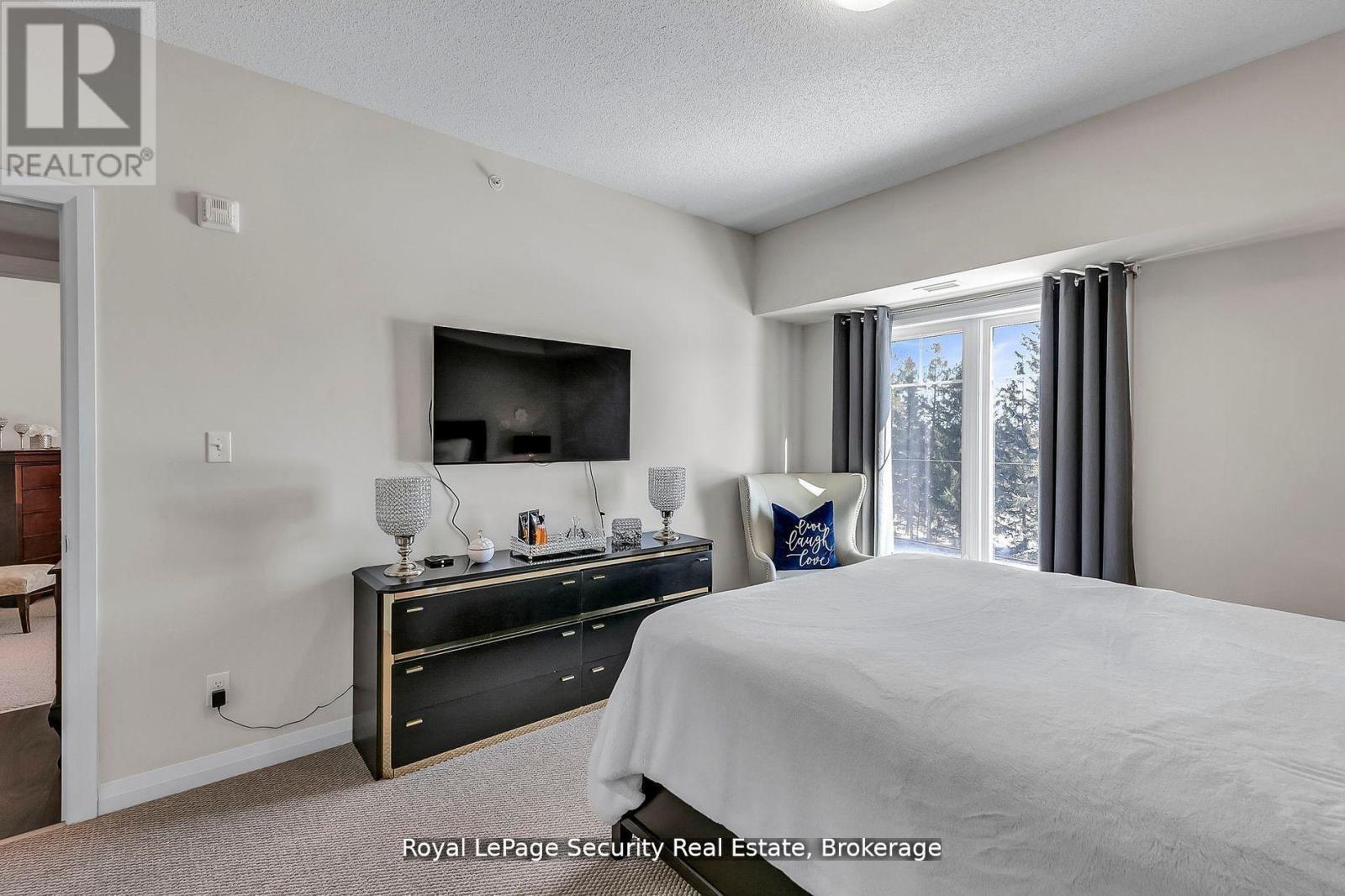 217 - 54 Koda Street, Barrie, ON - Indoor Photo Showing Bedroom