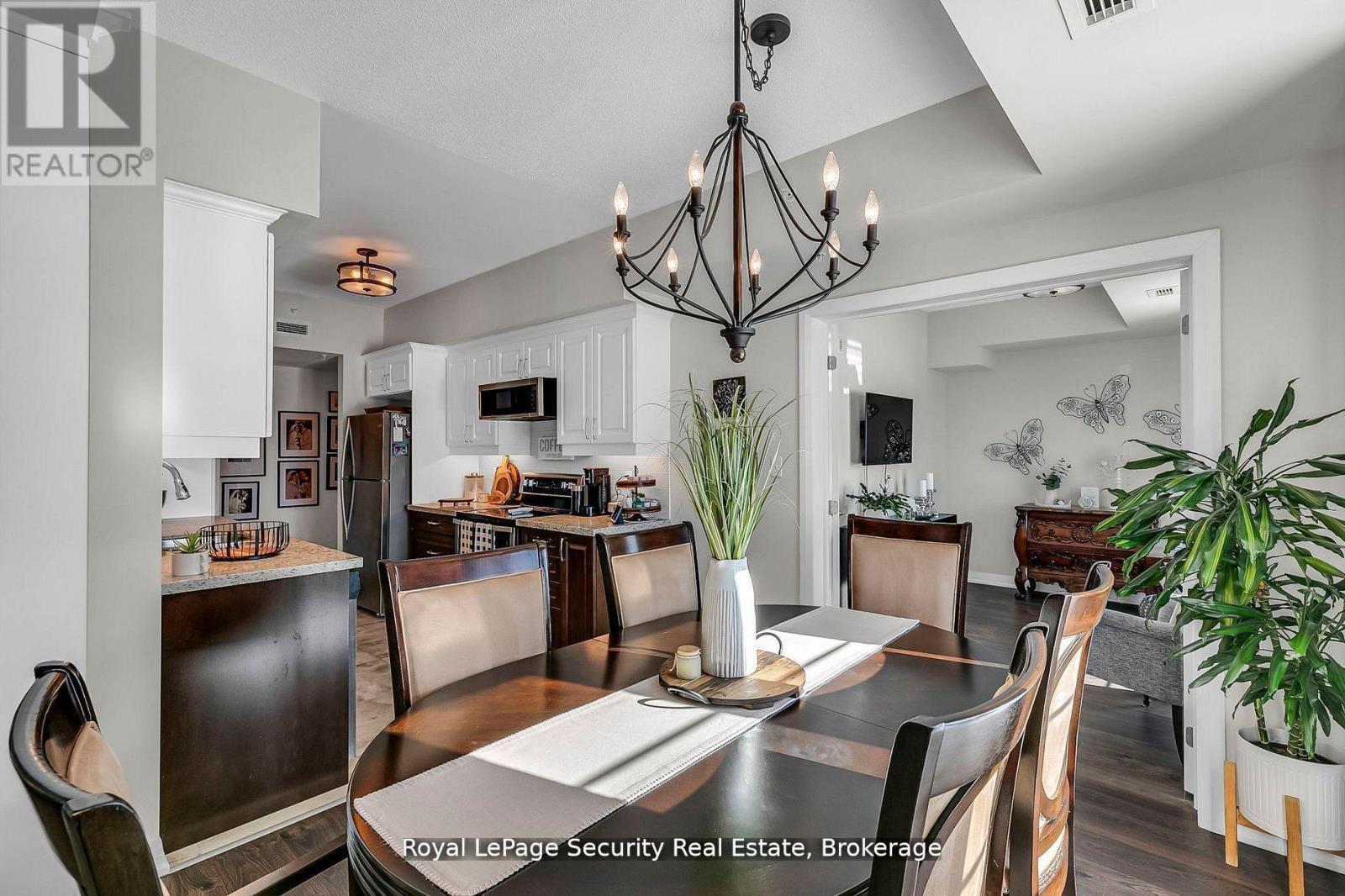 217 - 54 Koda Street, Barrie, ON - Indoor Photo Showing Dining Room