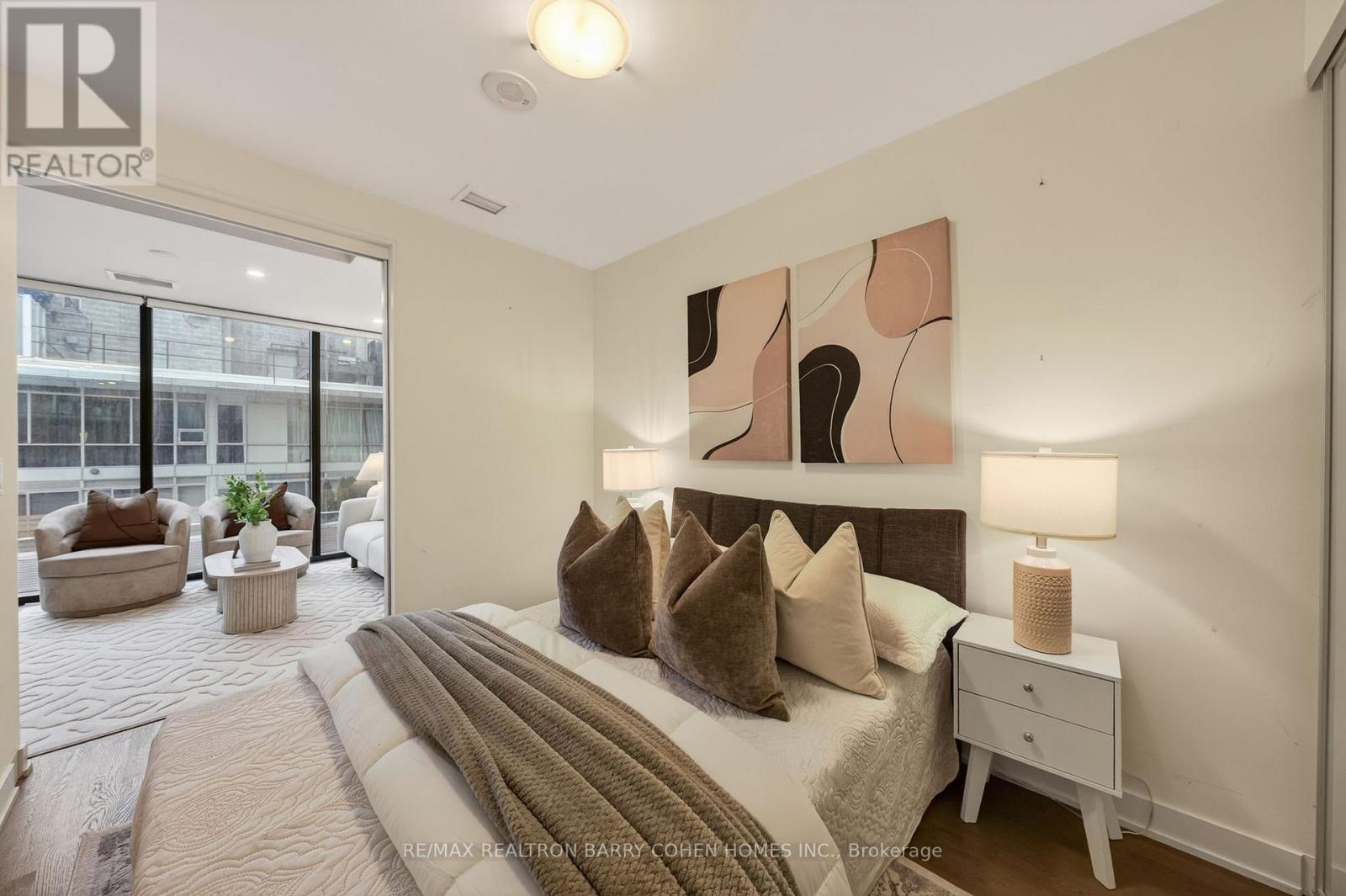 732 - 629 King Street W, Toronto, ON - Indoor Photo Showing Bedroom