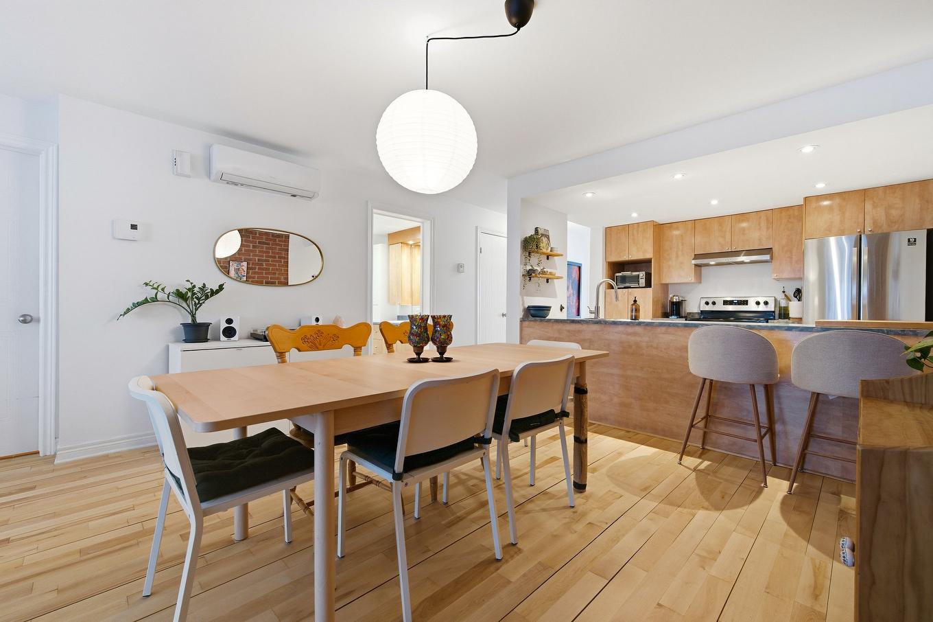 Vue d'ensemble - 6884 13E Avenue, Montréal (Rosemont/La Petite-Patrie), QC - Indoor Photo Showing Dining Room