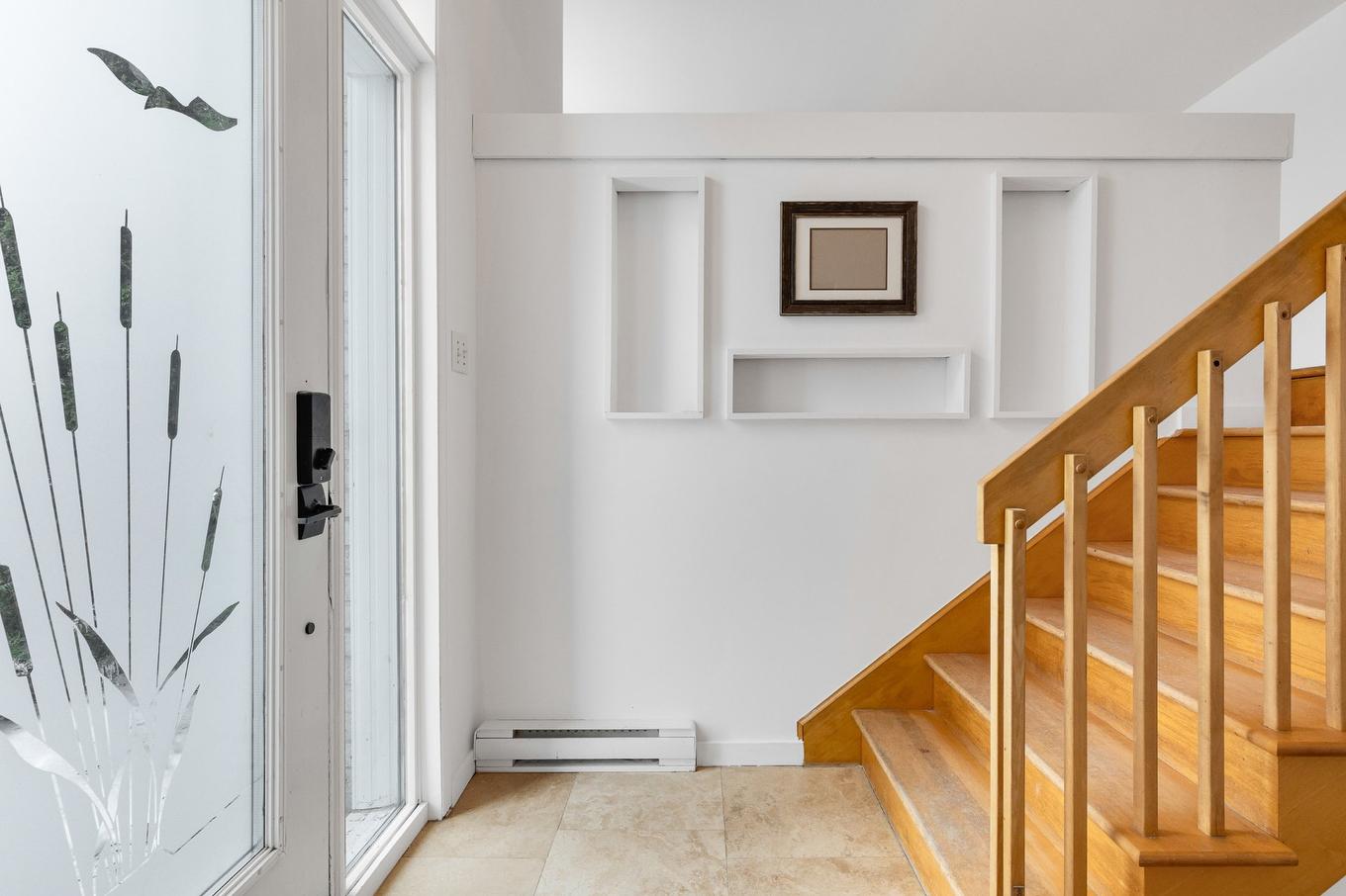 Hall d'entrée/Vestibule - 471 Rue Pilon, Vaudreuil-Dorion, QC - Indoor Photo Showing Other Room