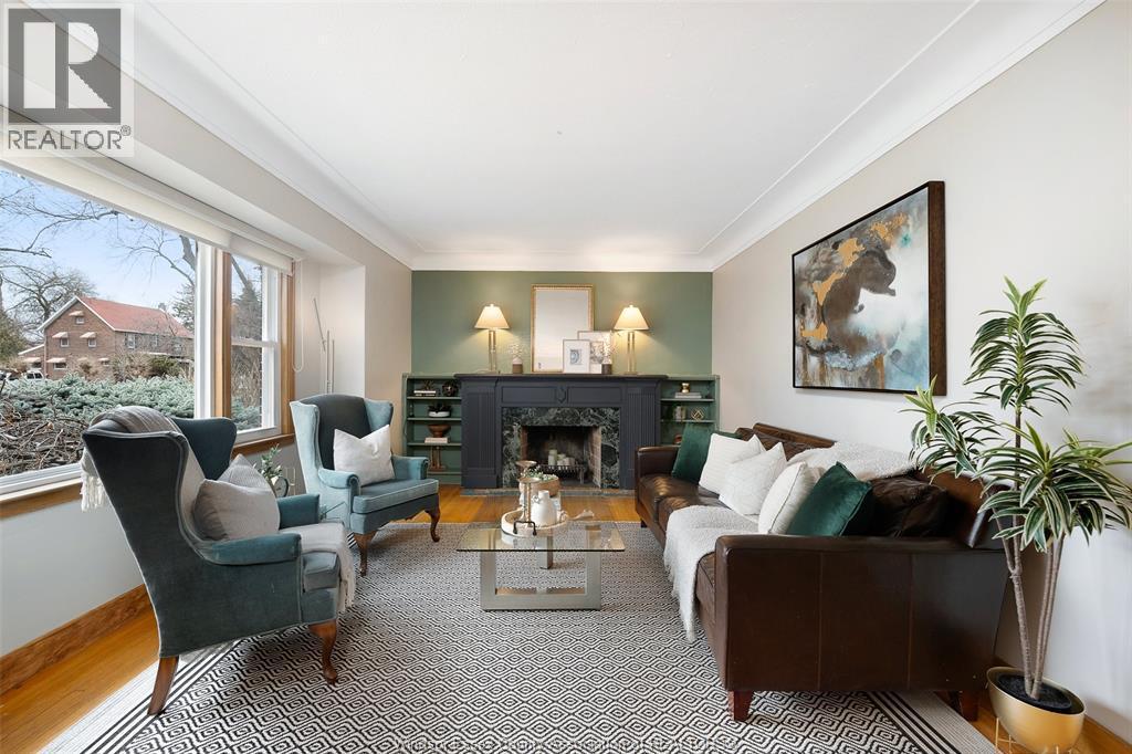 2462 Buckingham Drive, Windsor, ON - Indoor Photo Showing Living Room With Fireplace