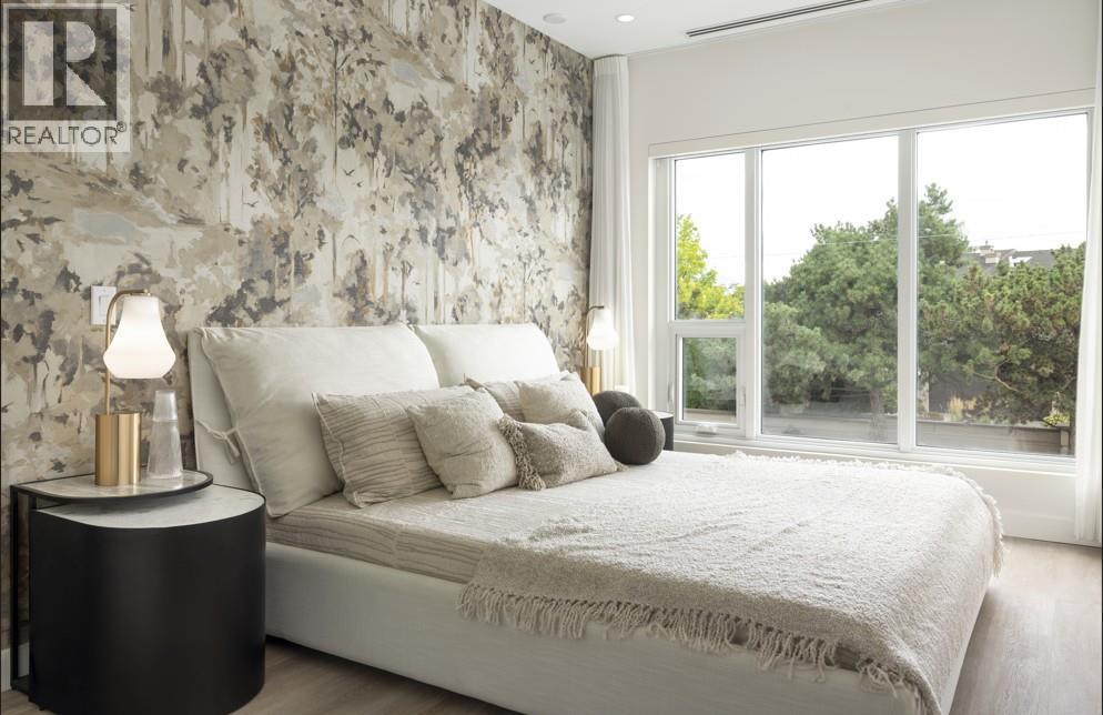 3313 Watt Road, Kelowna, BC - Indoor Photo Showing Bedroom