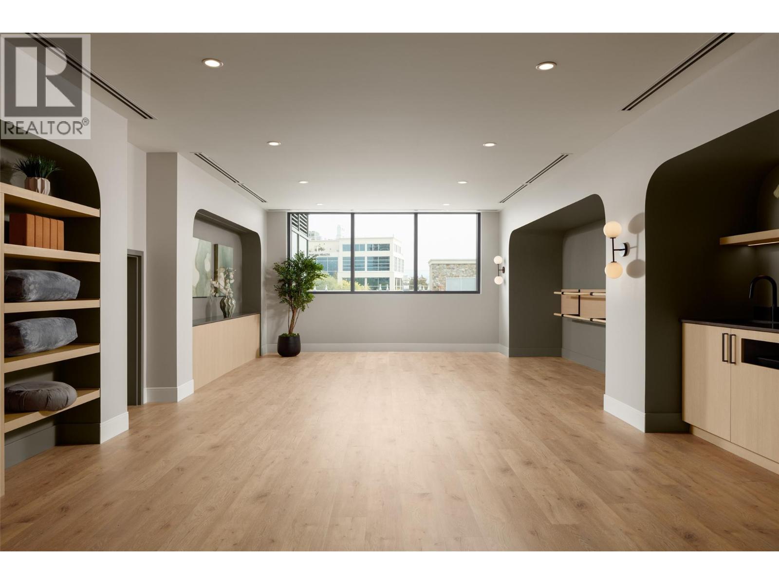 3313 Watt Road, Kelowna, BC - Indoor