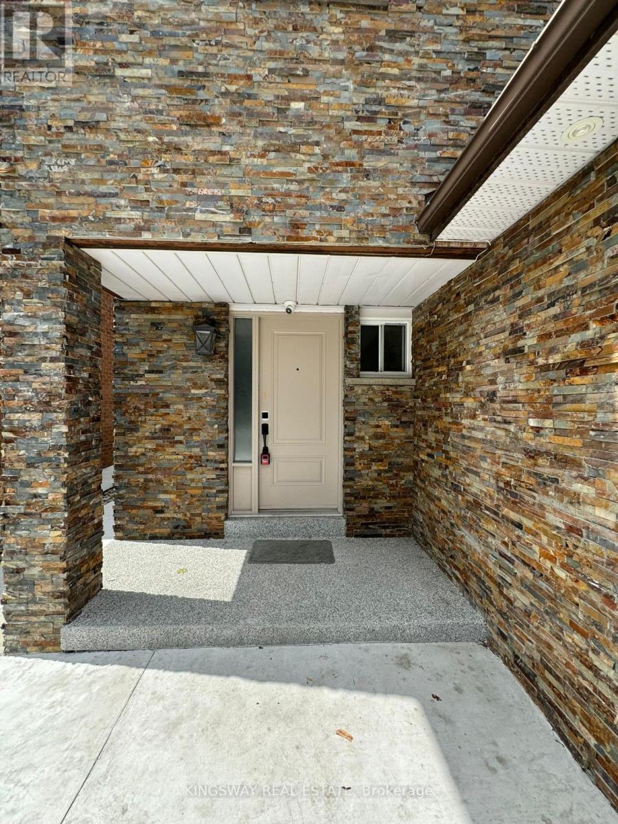 659 Roselaire Trail, Mississauga, ON - Outdoor