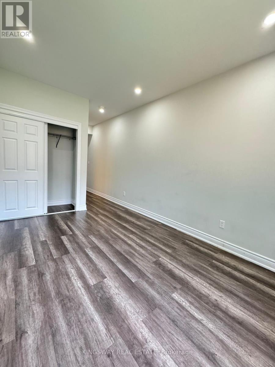 659 Roselaire Trail, Mississauga, ON - Indoor Photo Showing Other Room