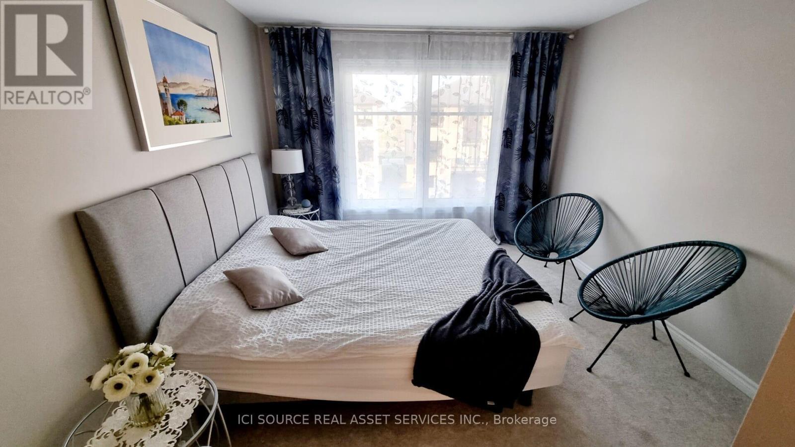 276 Pastel Way, Ottawa, ON - Indoor Photo Showing Bedroom