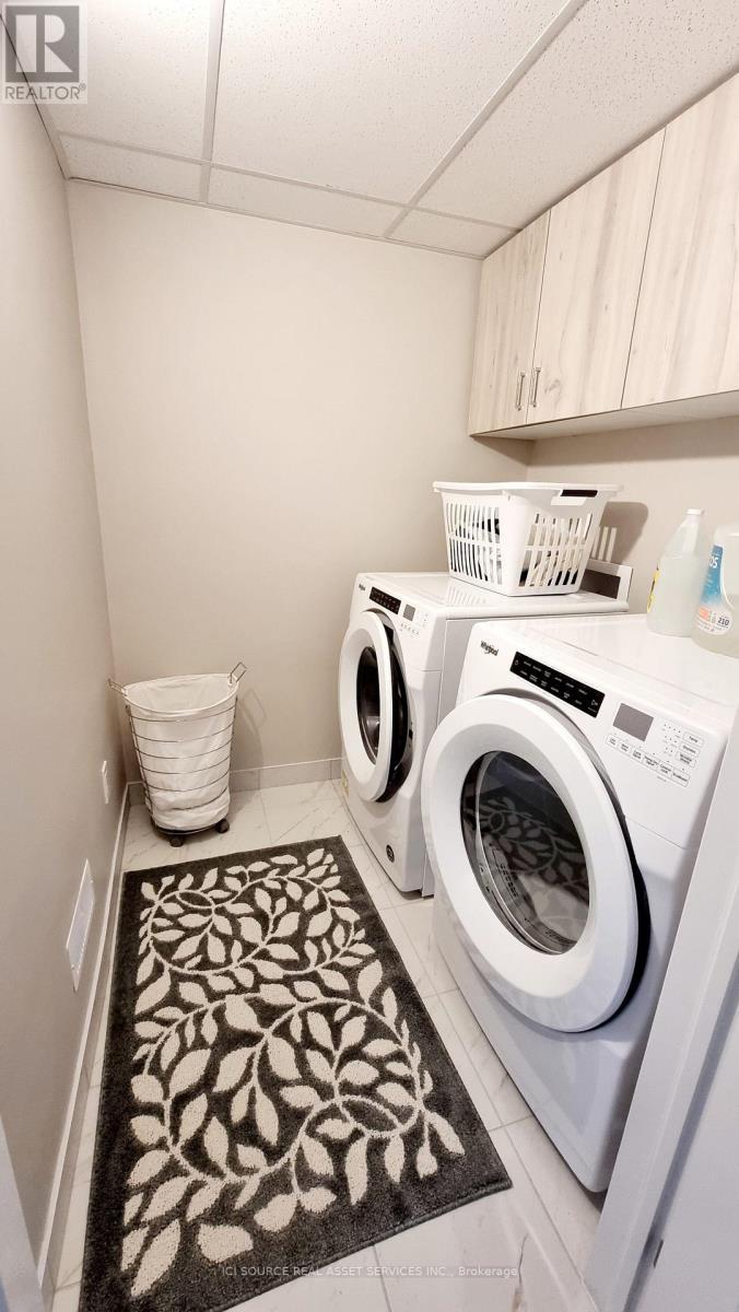276 Pastel Way, Ottawa, ON - Indoor Photo Showing Laundry Room