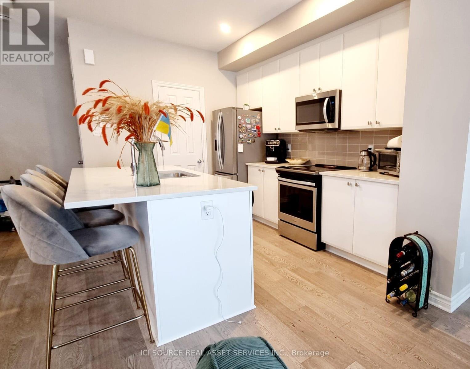 276 Pastel Way, Ottawa, ON - Indoor Photo Showing Kitchen