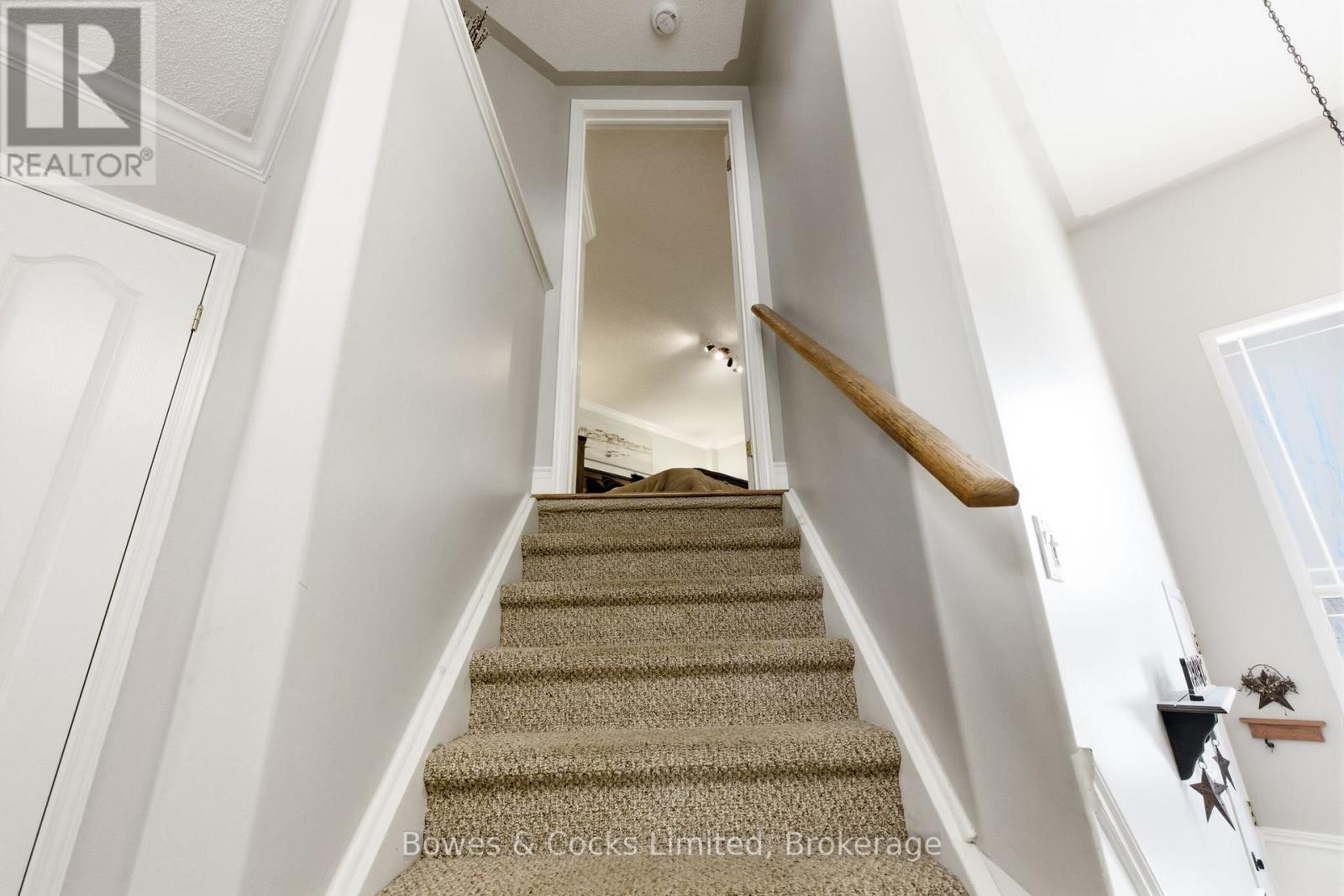 347 Middlefield Road, Peterborough (Ashburnham Ward 4), ON - Indoor Photo Showing Other Room