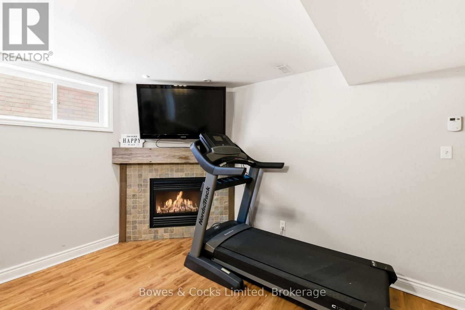 347 Middlefield Road, Peterborough (Ashburnham Ward 4), ON - Indoor Photo Showing Gym Room