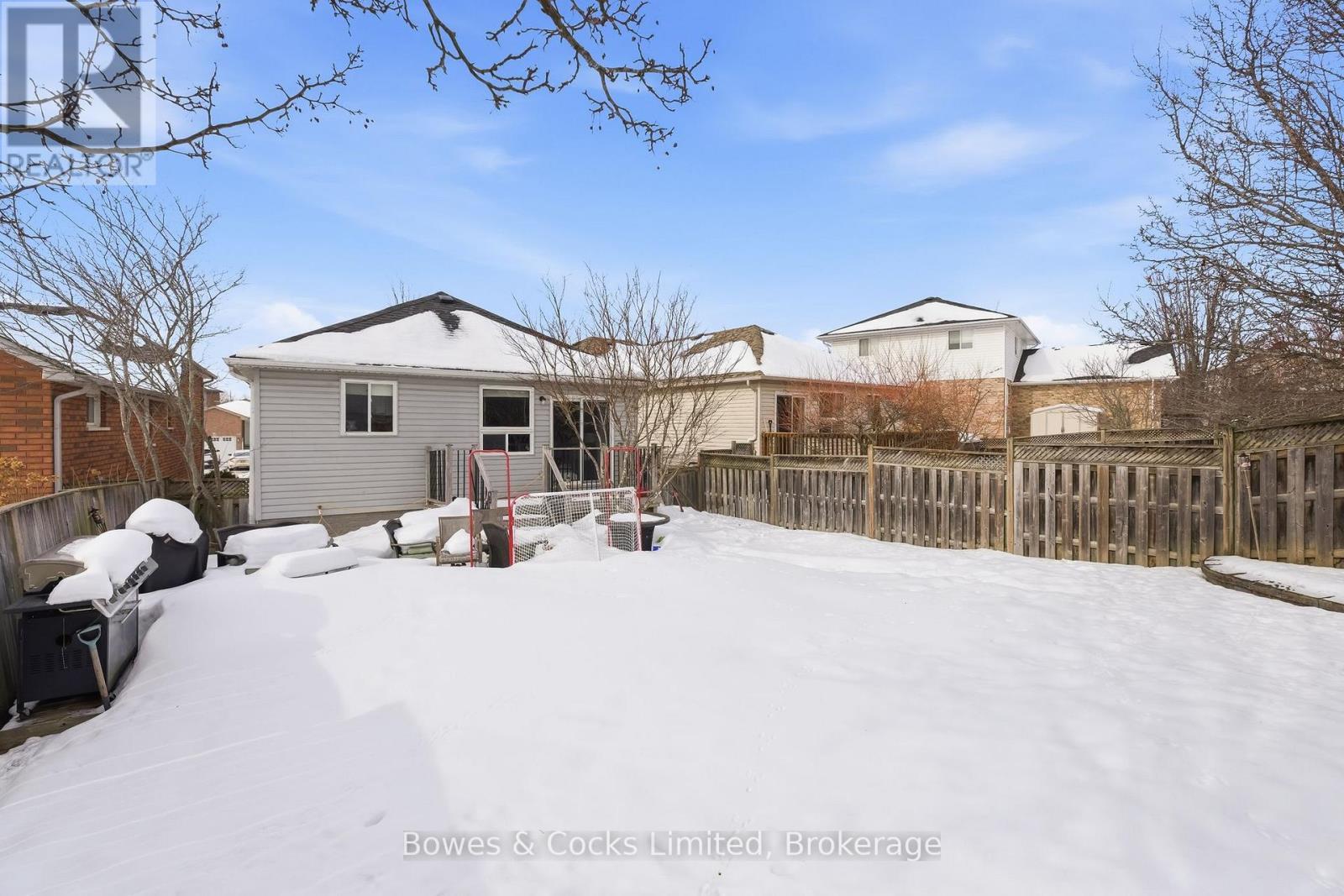 347 Middlefield Road, Peterborough (Ashburnham Ward 4), ON - Outdoor