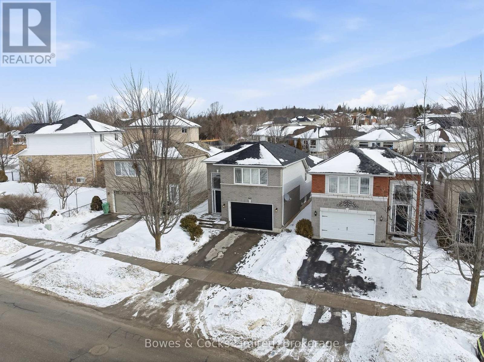 347 Middlefield Road, Peterborough (Ashburnham Ward 4), ON - Outdoor With Facade