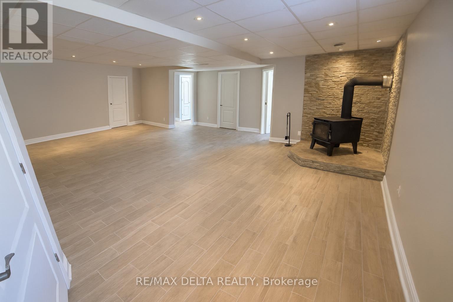 289 County Rd. 19 Road, Alfred And Plantagenet, ON - Indoor Photo Showing Other Room