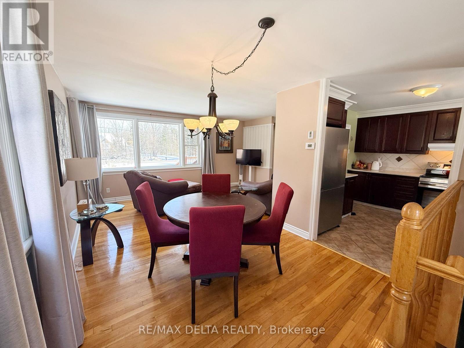 289 County Rd. 19 Road, Alfred And Plantagenet, ON - Indoor Photo Showing Other Room