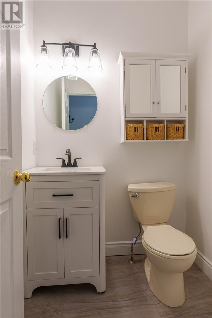 1848 Paris Street Unit# 11, Sudbury, ON - Indoor Photo Showing Bathroom