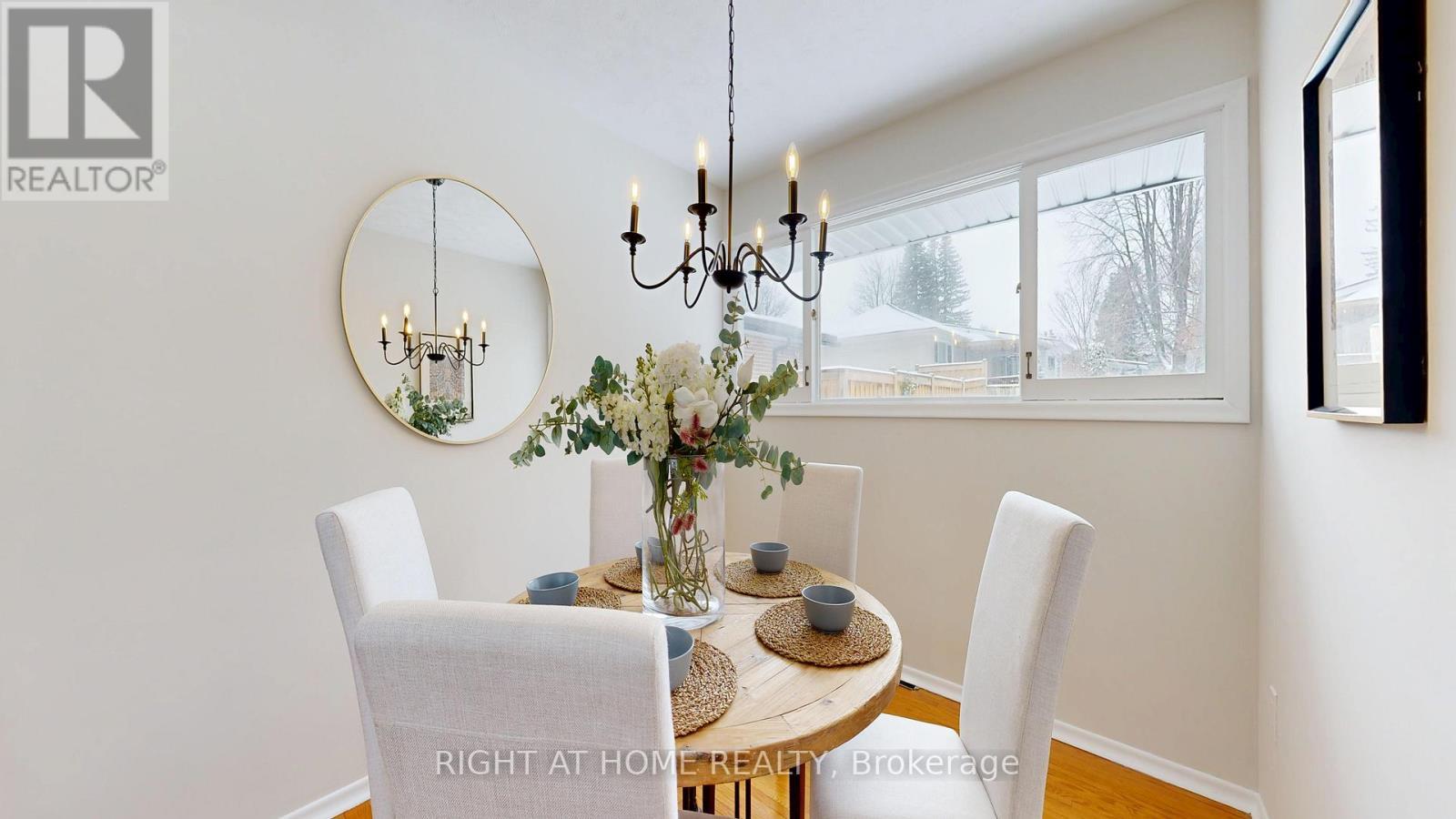 710 Oshawa Boulevard N, Oshawa (Centennial), ON - Indoor Photo Showing Dining Room