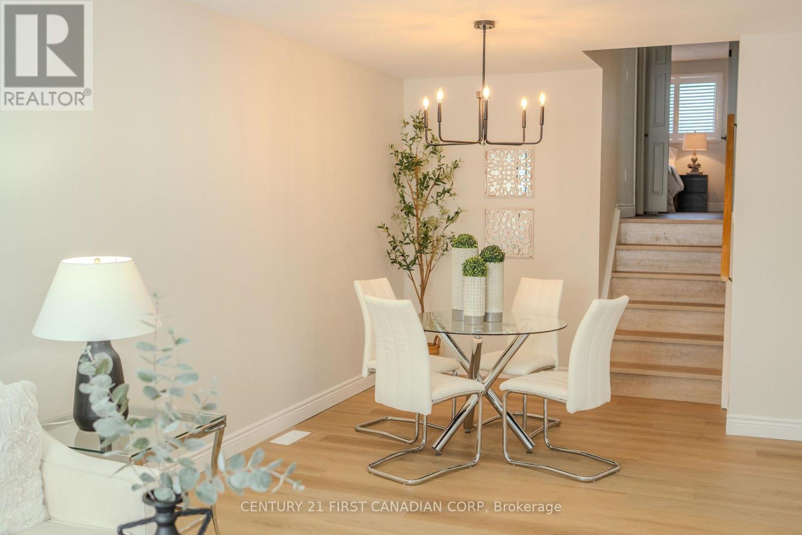 71 Adswood Road, London South (South Y), ON - Indoor Photo Showing Dining Room