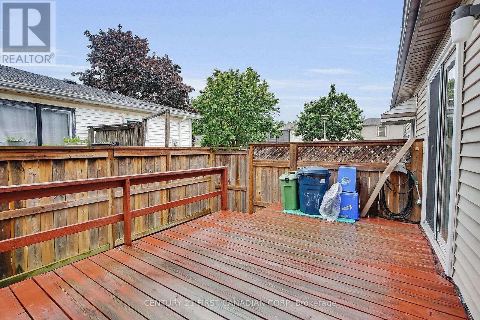 71 Adswood Road, London South (South Y), ON - Outdoor With Exterior