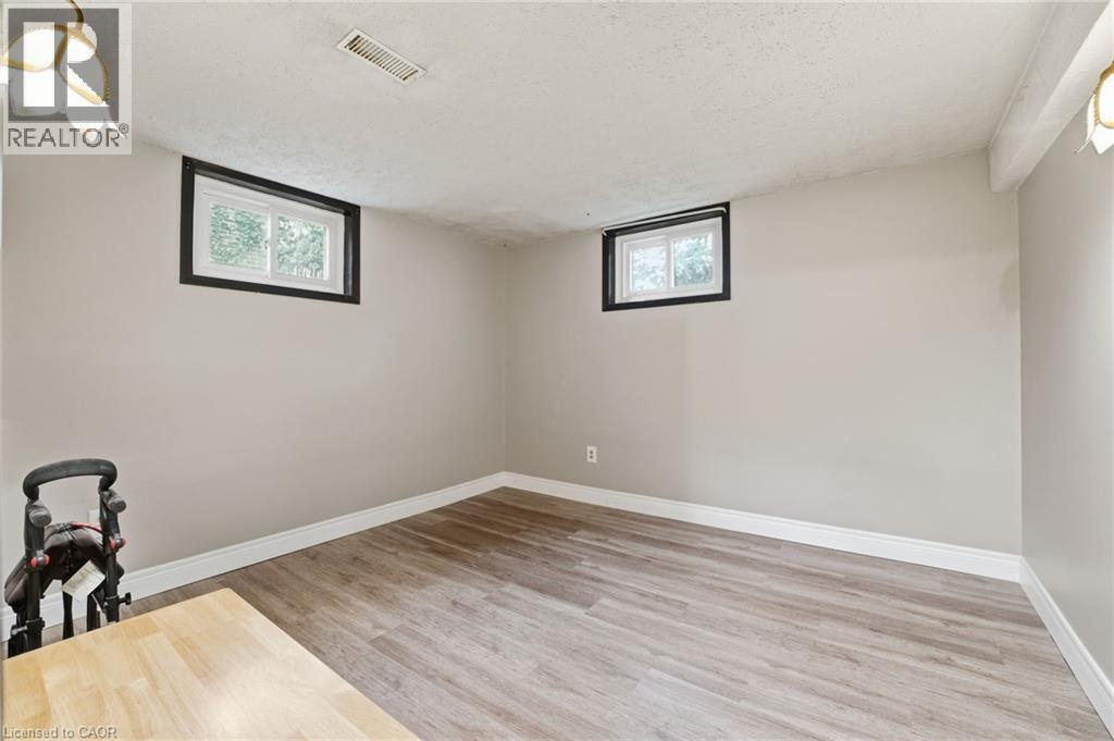 298 Sanatorium Road, Hamilton, ON - Indoor Photo Showing Other Room