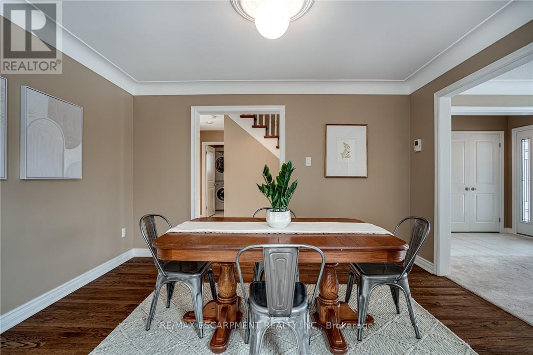 43 Glenayr Street, Hamilton, ON - Indoor Photo Showing Dining Room