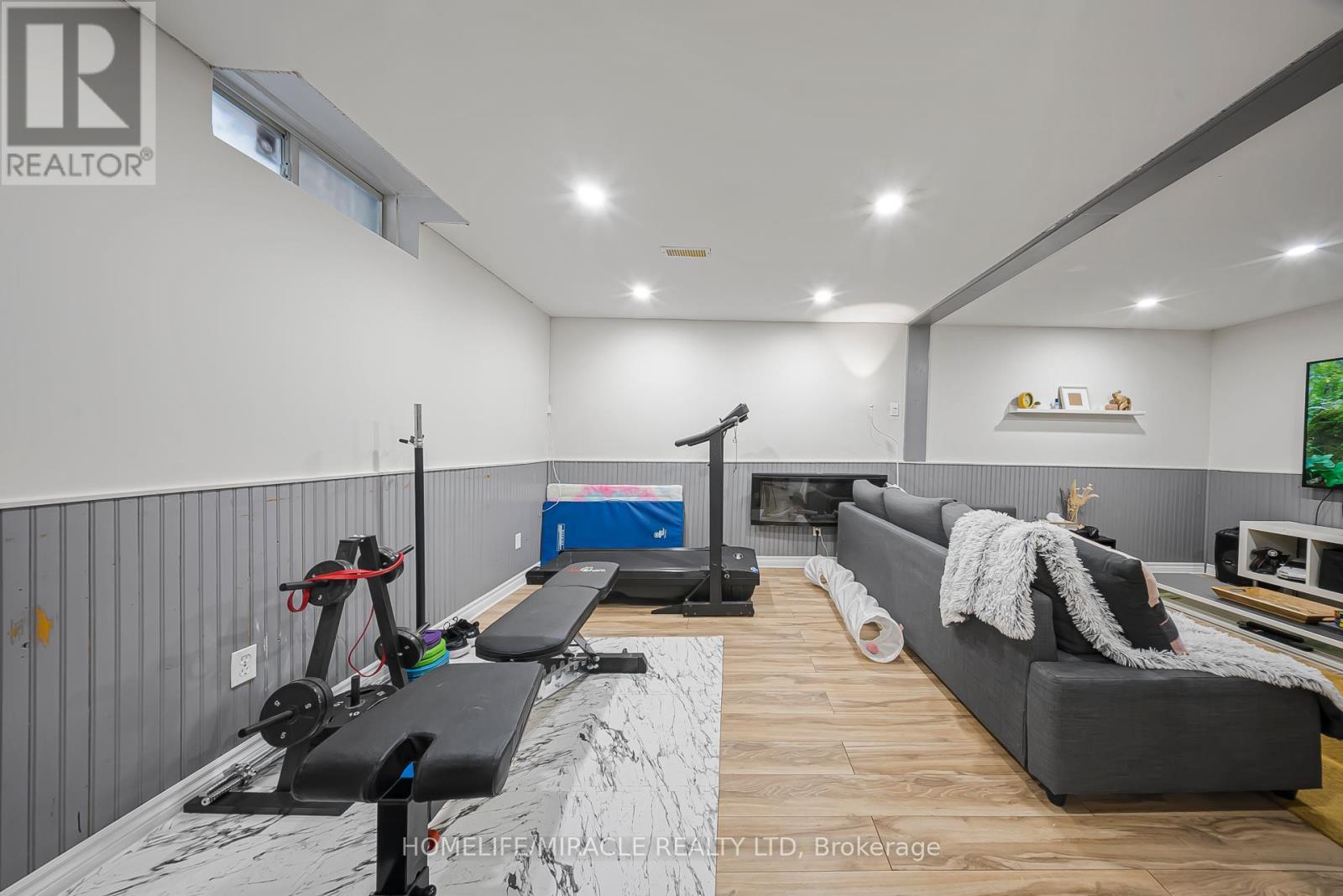 469 Old Newbury Lane, Cambridge, ON - Indoor