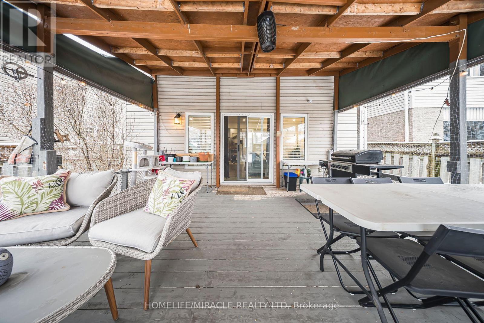 469 Old Newbury Lane, Cambridge, ON - Outdoor With Deck Patio Veranda With Exterior