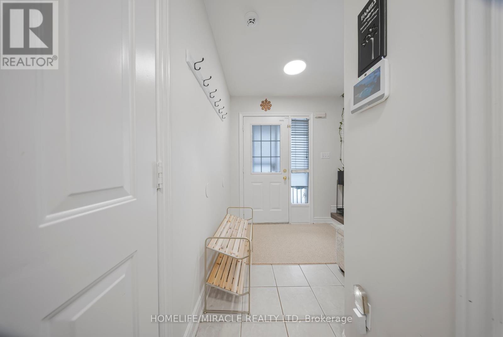 469 Old Newbury Lane, Cambridge, ON - Indoor Photo Showing Other Room