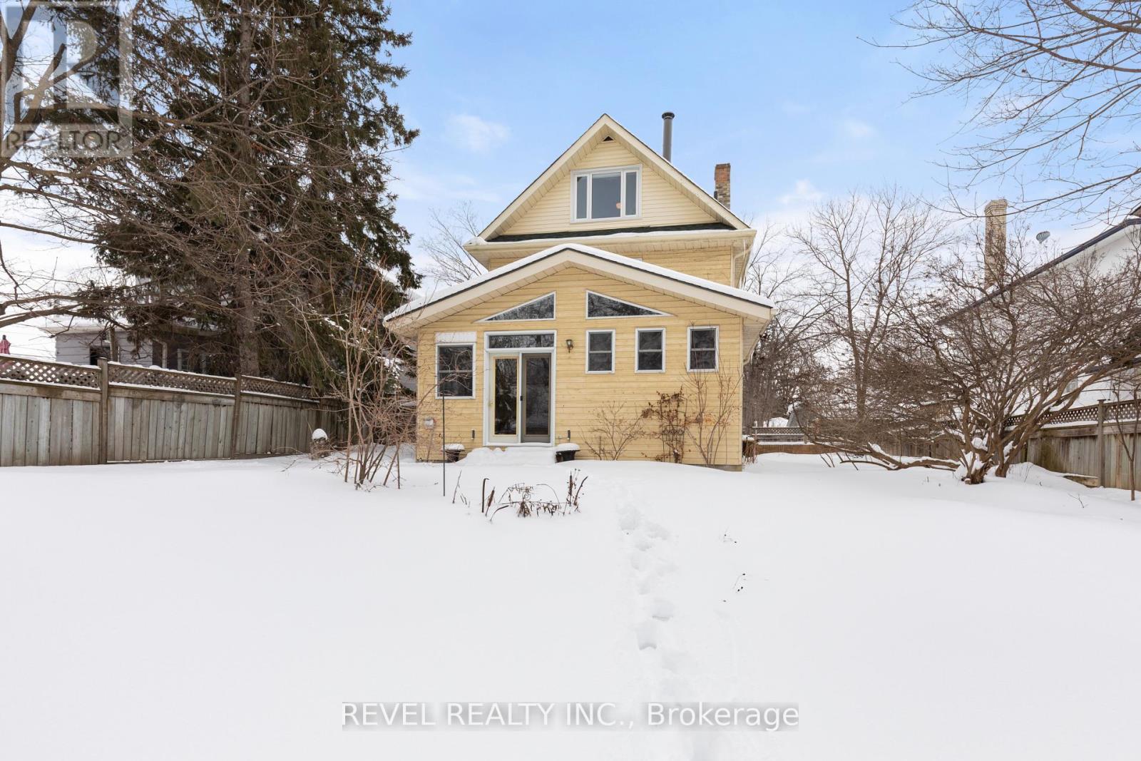 31 Fair Avenue, Kawartha Lakes (Lindsay), ON - Outdoor
