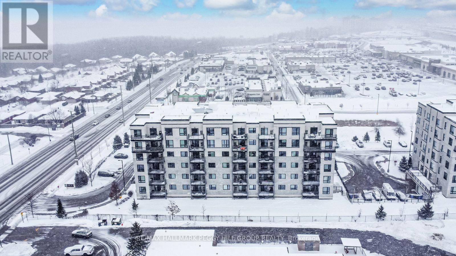 404 - 295 Cundles Road E, Barrie, ON - Outdoor