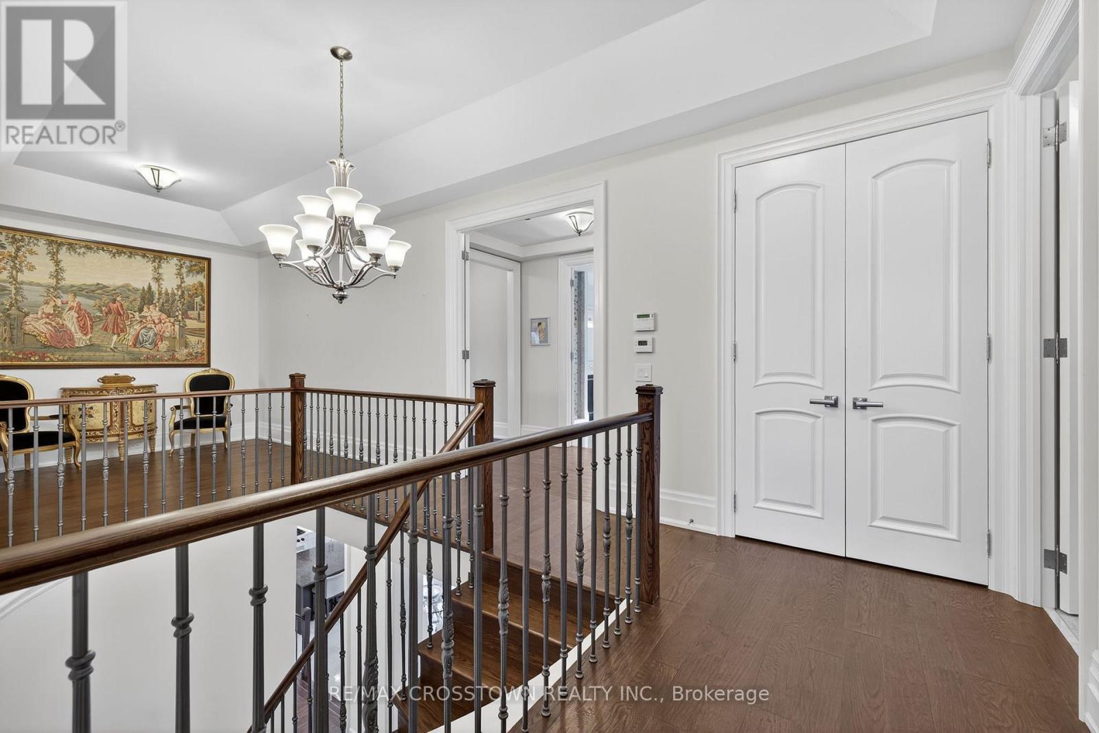 10 Annsleywood Court, Vaughan, ON - Indoor Photo Showing Other Room