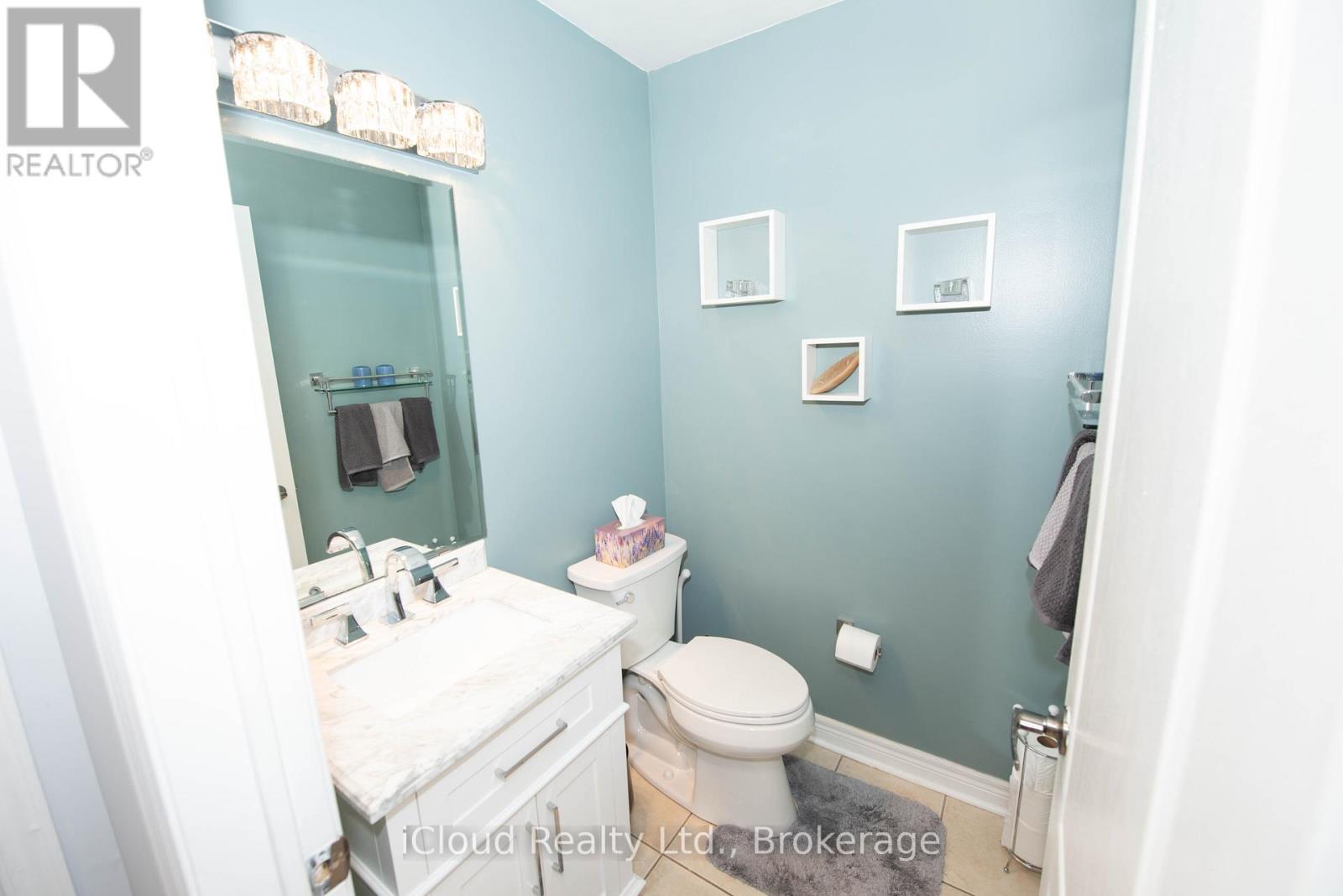 19 Fountainview Way, Brampton, ON - Indoor Photo Showing Bathroom