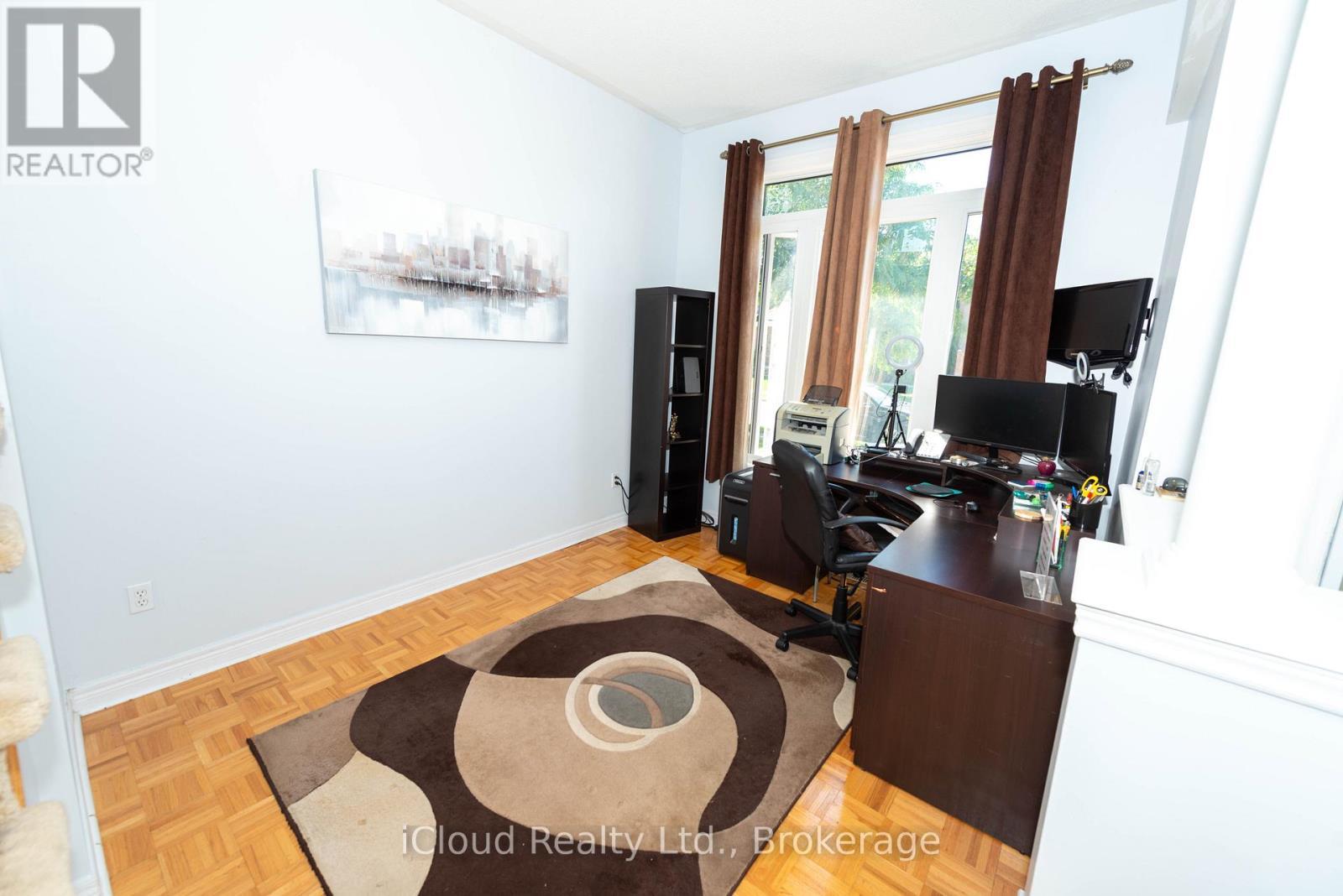 19 Fountainview Way, Brampton, ON - Indoor Photo Showing Office