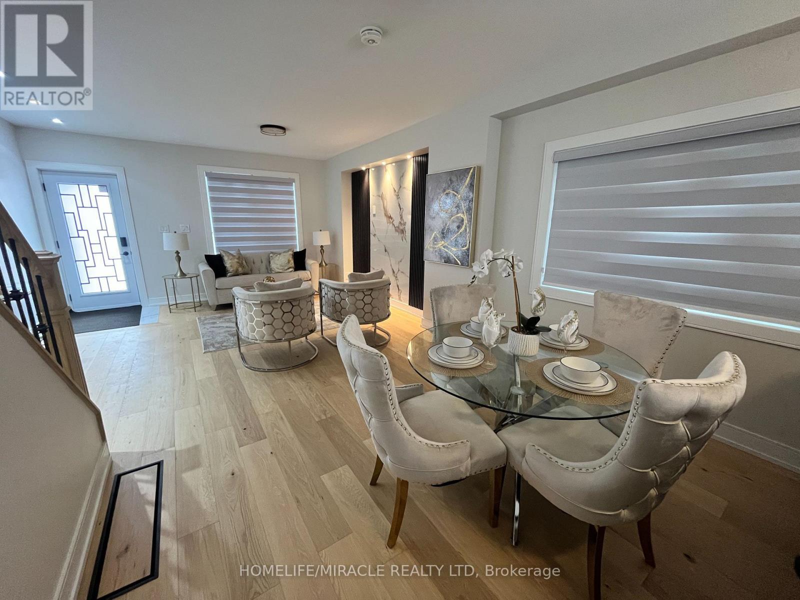 Dinning area main floor - 12 Thyra Avenue, Toronto, ON - Indoor Photo Showing Dining Room