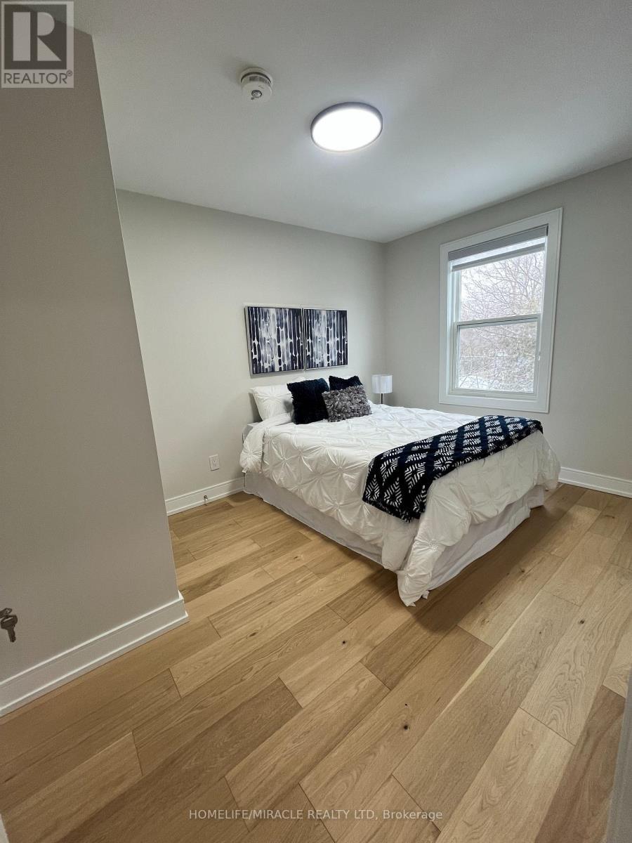 Bedroom 3 - 12 Thyra Avenue, Toronto, ON - Indoor Photo Showing Bedroom