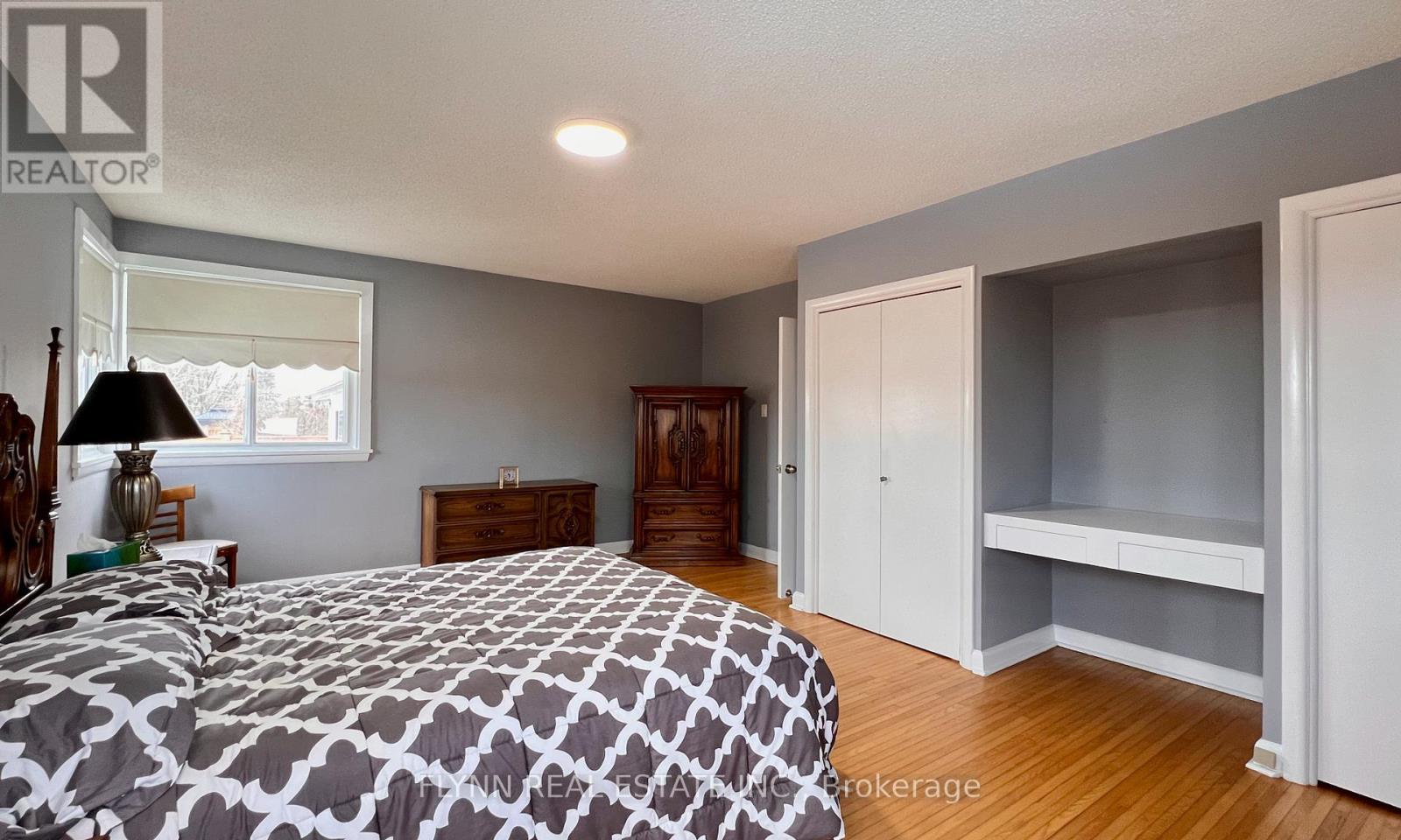 3560 Rapids View Drive, Niagara Falls, ON - Indoor Photo Showing Bedroom