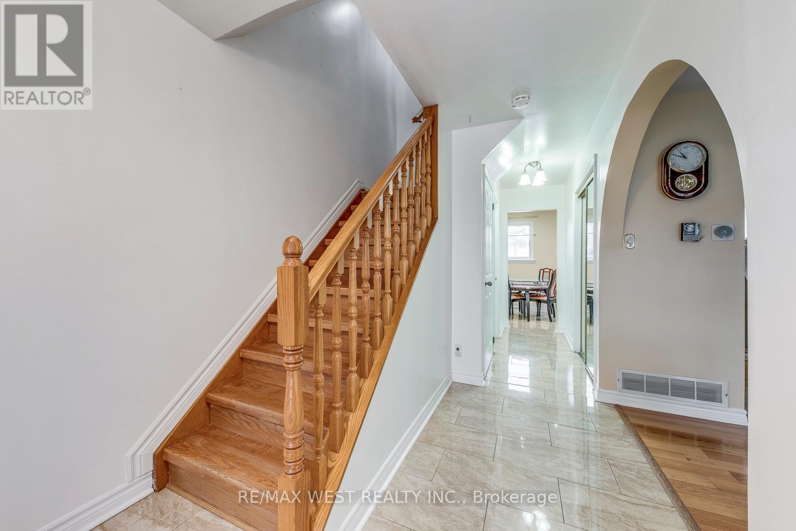 43 Flamingo Crescent, Brampton, ON - Indoor Photo Showing Other Room