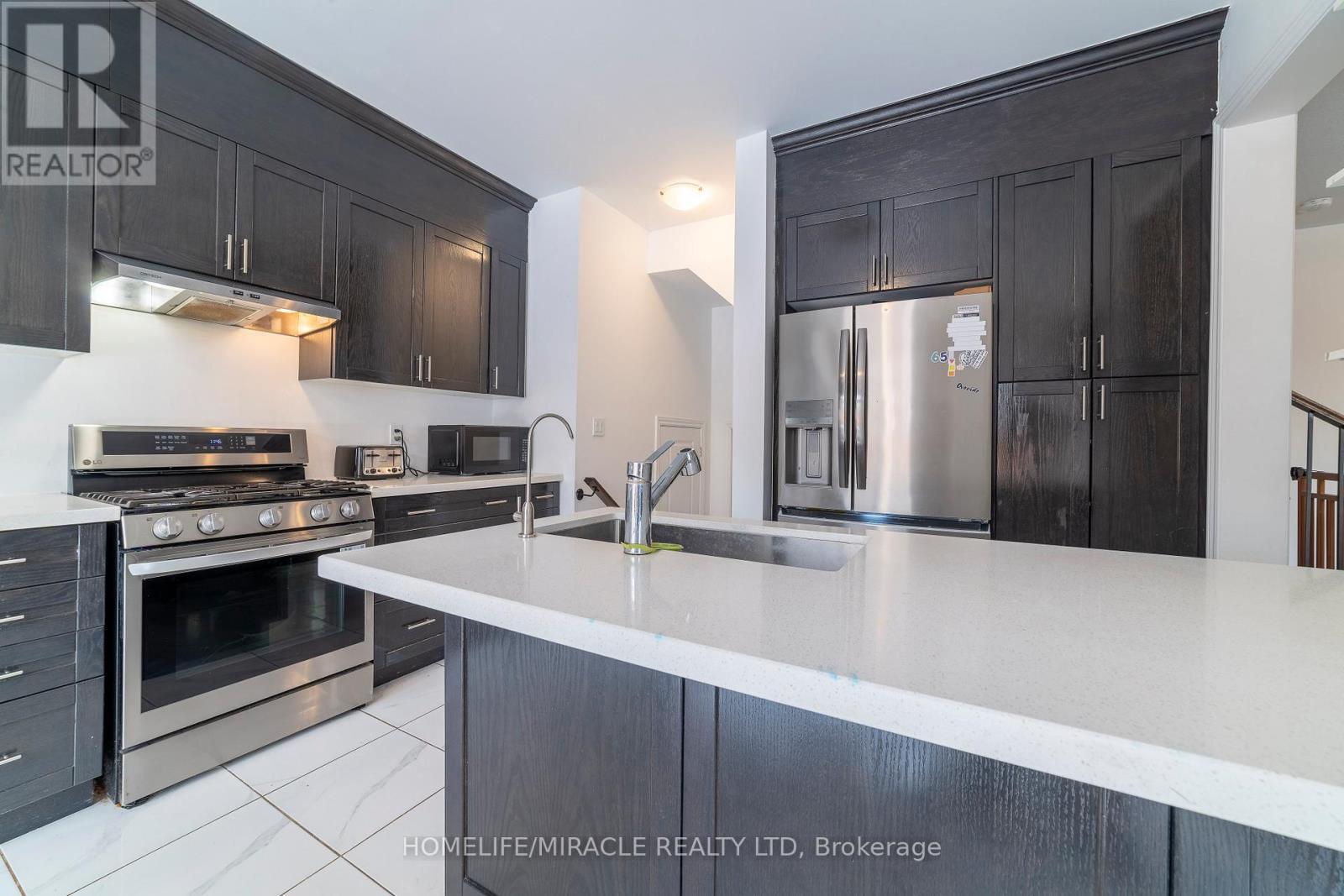 9 Mears Road, Brant, ON - Indoor Photo Showing Kitchen With Stainless Steel Kitchen With Upgraded Kitchen